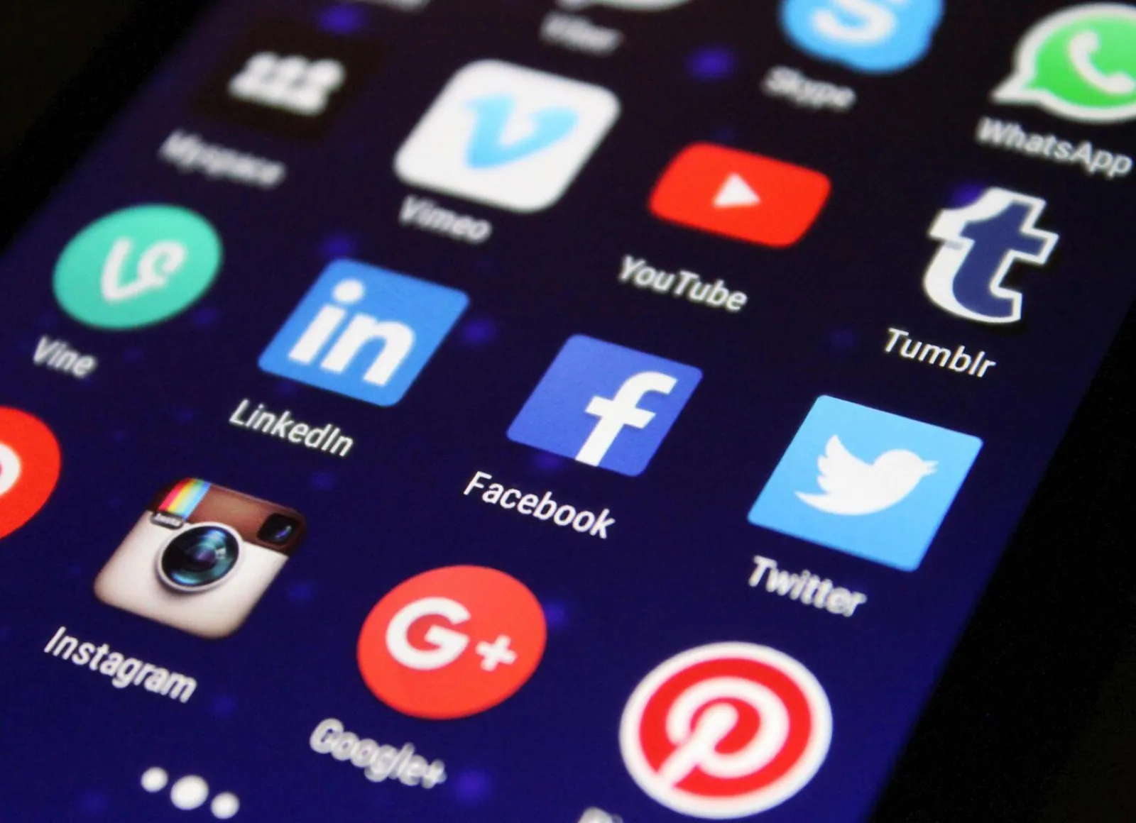 When to Hire a Social Media Team (Or Not)