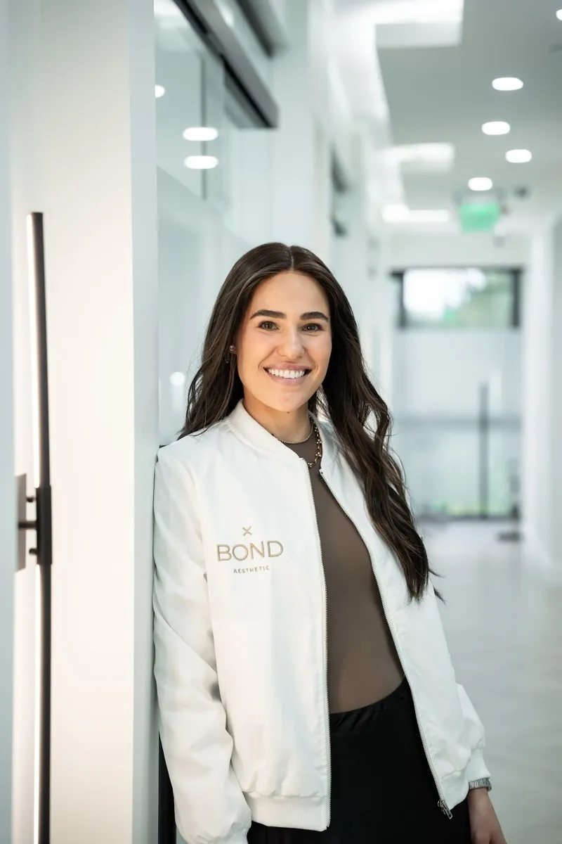 BOND, Dentist